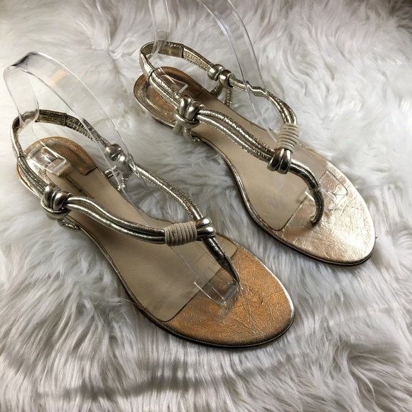 max studio sandals